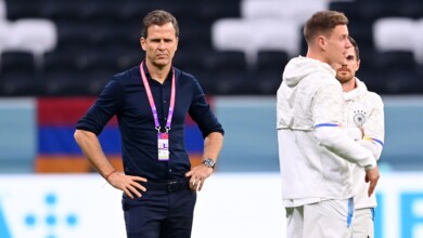 به‌ڕێوه‌به‌ری هه‌ڵبژارده‌ی ئه‌ڵمانیا ده‌ركرا و راهێنه‌ریش مه‌ترسی له‌سه‌ره‌