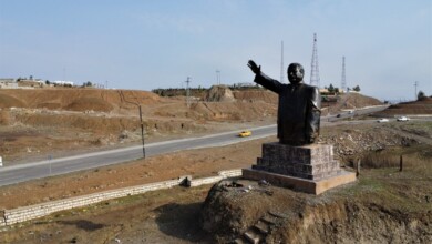 پەیکەرەکەی مام جەلال بەتەواوی فەرامۆشکراوە