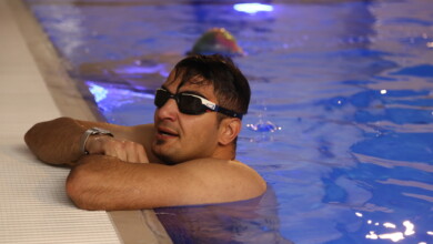 مەلەوانێک: دەتوانم سێ خولەک و نیو لەژێر ئاو بمێنمەوە