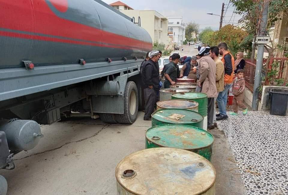 نەوتە بەلاشەکە دەدرێتە هەژاران