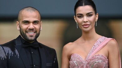 ژنه‌كه‌یشی حاشای لێكرد