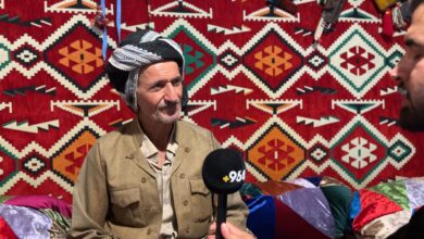 مەحمود زیرەک بەوە ناسراوە کە دەنگی هاوشێوەی حەسەن زیرەکە