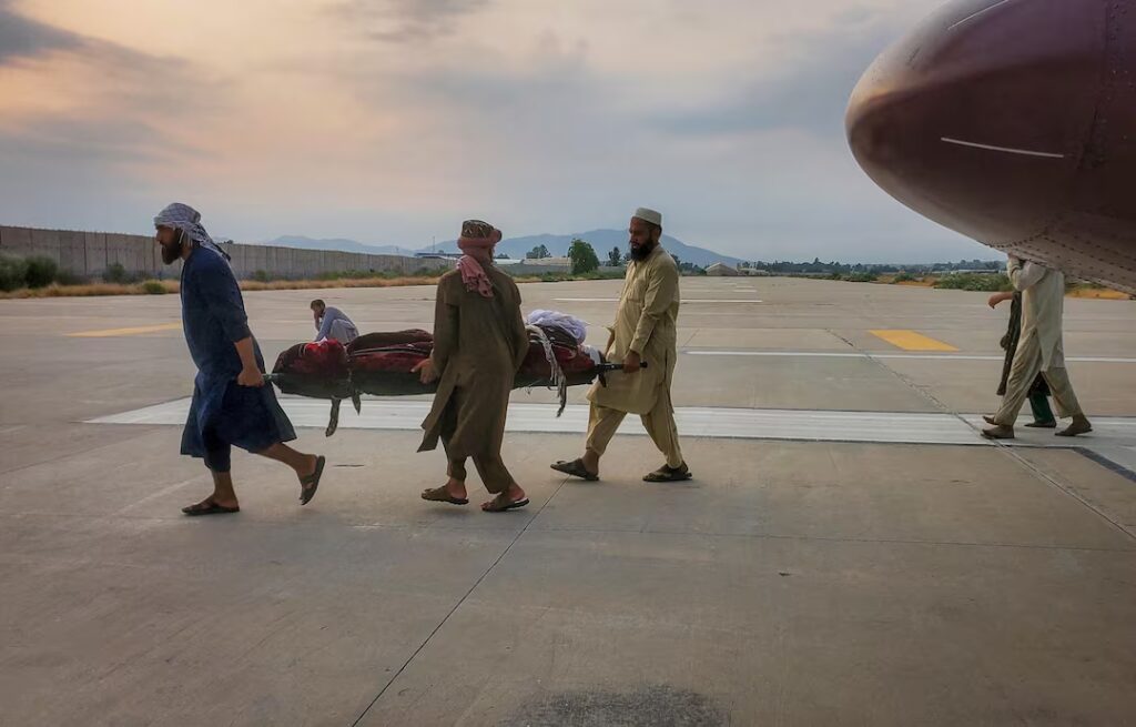 ئاماری قوربانیانی بوومەلەرزەکەی ئەفغانستان تادێت بەرزتر دەبێتەوە