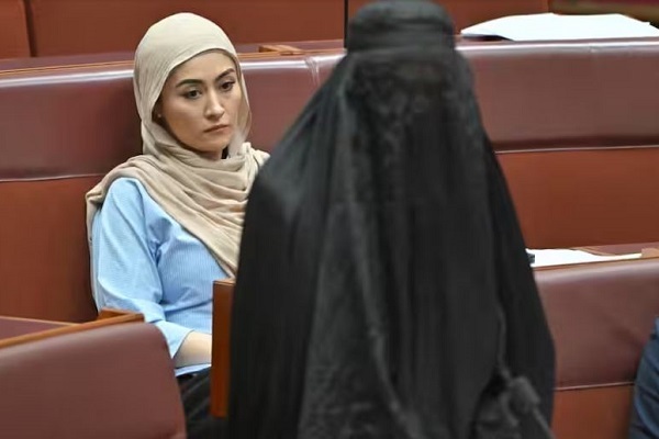  ئەو سیناتۆرە سزادرا کە سوکایەتى بە موسوڵمانانى ئوستراڵیا کرد