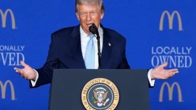 دۆناڵد ترەمپ سوپاسی بەرپرسانی ئێران دەکات