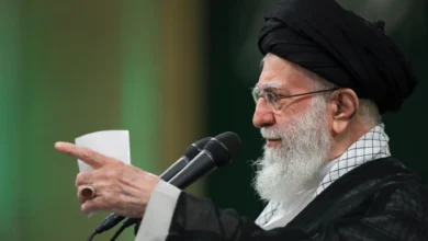 عەلی خامنەئی: شەڕی ئەمجارە ناوچەیی دەبێت