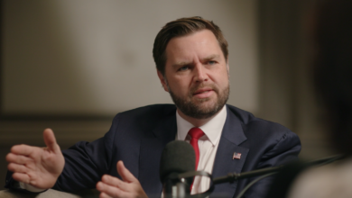 “ئەوەی کە خامنەیی و ترەمپ ناتوانن راستەوخۆ قسە بکەن دانوستانەکان ئاڵۆز دەکات”