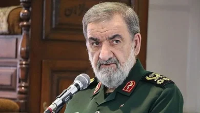 “تا بەرپرسانی ئەمریکا رەفتارەکانیان چاک نەکەن گەرووی هورمز ناکرێتەوە”