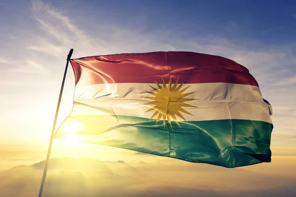 ئەمڕۆ رۆژی ئاڵای كوردستانە و ئاهەنگ دەگێڕدرێت