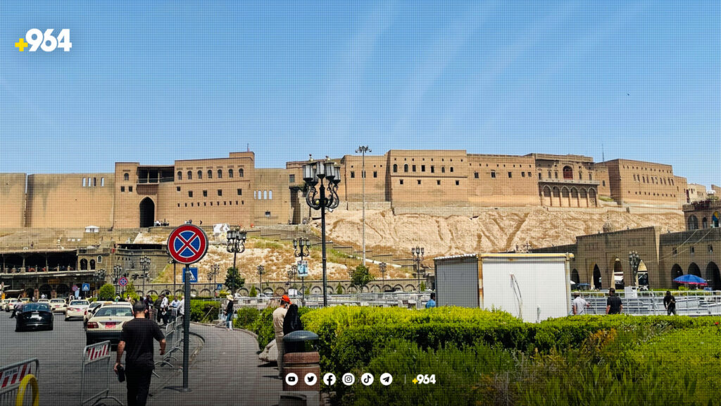 ئاسمان ساف و روون و گەرماکە بەتینتر دەبێت