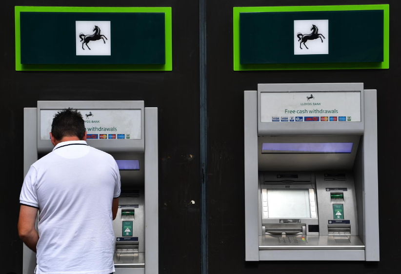 قەزاى پشدەر؛ لە قەیرانى موچەوە بۆ قەیرانى ATM