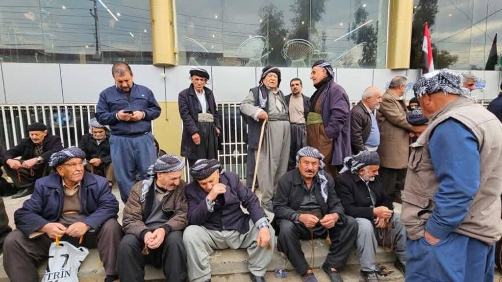 سبەی خانەنشینان موچەی شەش مانگ وەردەگرن
