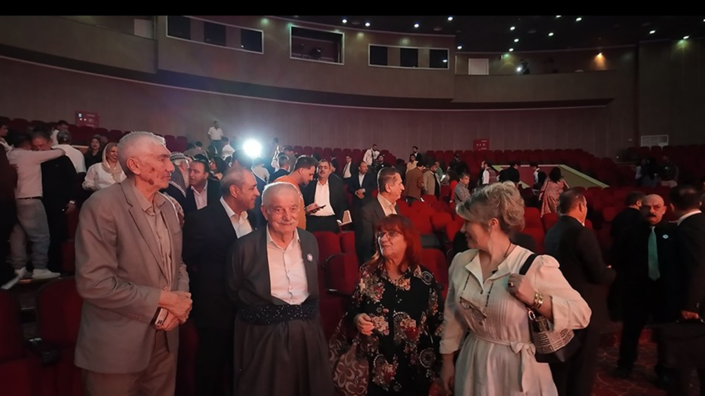 کچێکی هەڵەبجەیی خەڵاتی باشترین ژنە ئەکتەری پێ بەخشرا