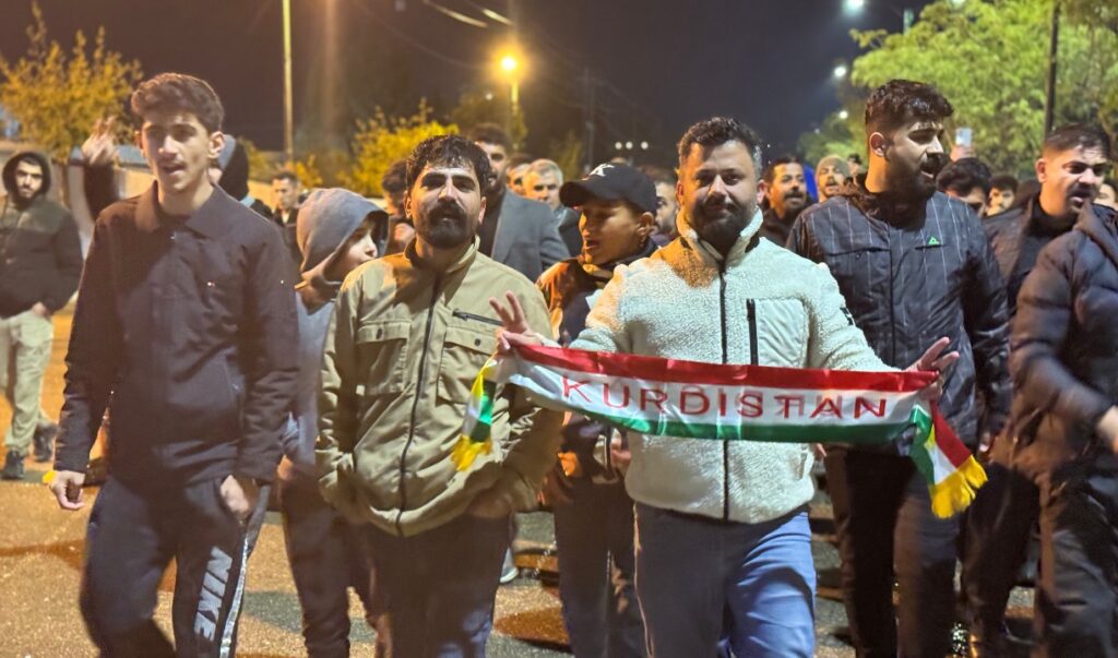 "ئەمڕۆ لە رۆژئاوا لە کەرامەتمان دراوە"