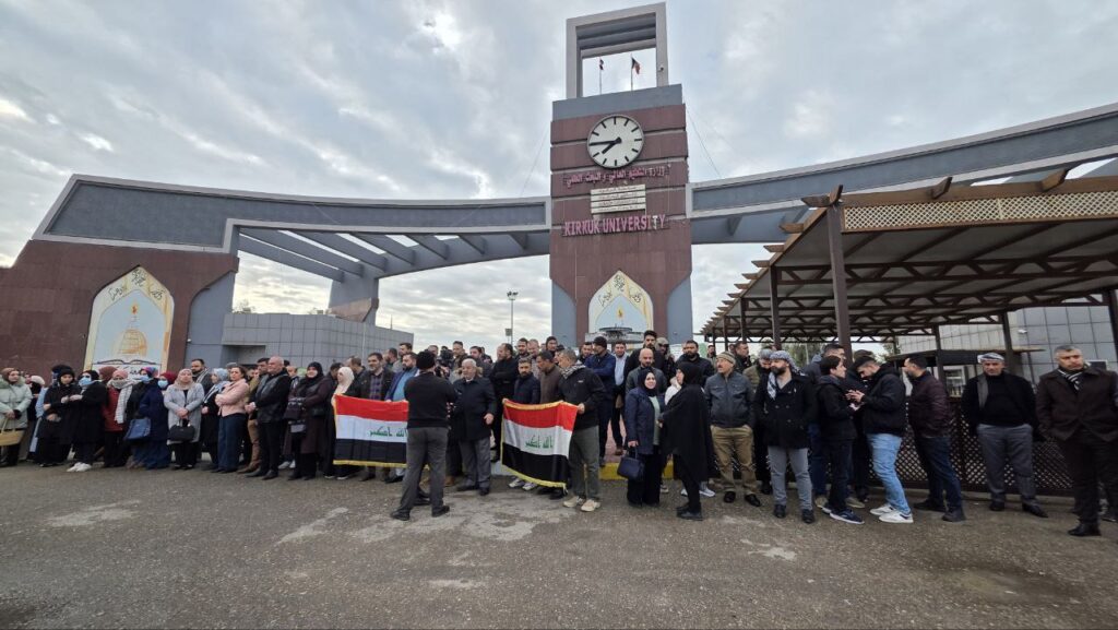حكومەتی عێراق دەستی بۆ موچەی فەرمانبەرانی خۆی برد