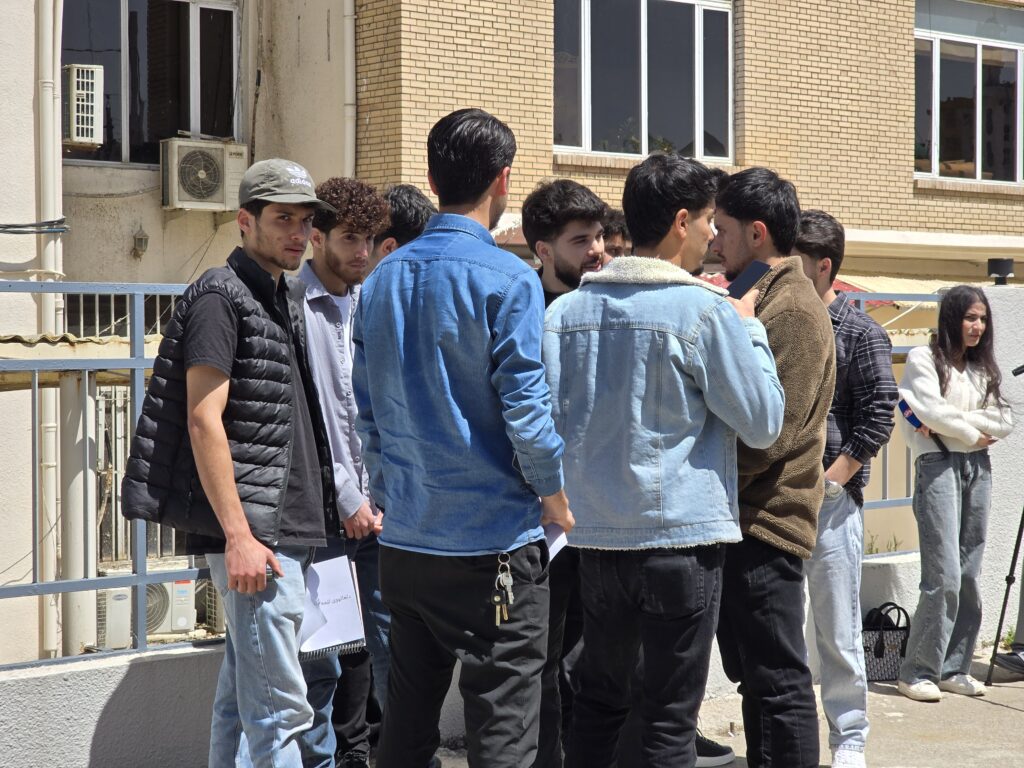"موشریفەکانیش ئاگایان لە بڕیاری وەزارەت بۆ داخلکردنی وانەکانی عەرەبی و کوردی نییە"