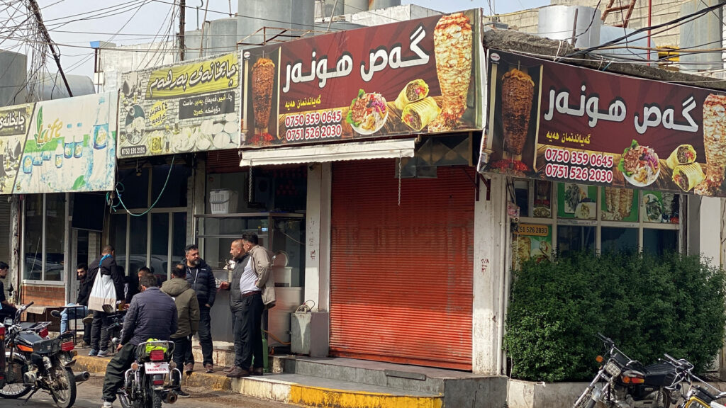 هەندێک کاسبکاری هەڵەبجە بەس بەشی ئەمڕۆ نانیان ھەیە