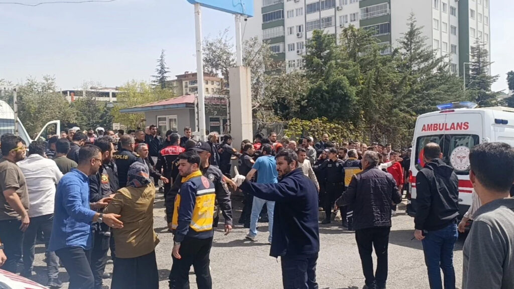 لە هێرشى سەر قوتابخانەکە مەڕەش ژمارەى گیانلەدەستدان بۆ 9 کەس بەرز بووەوە