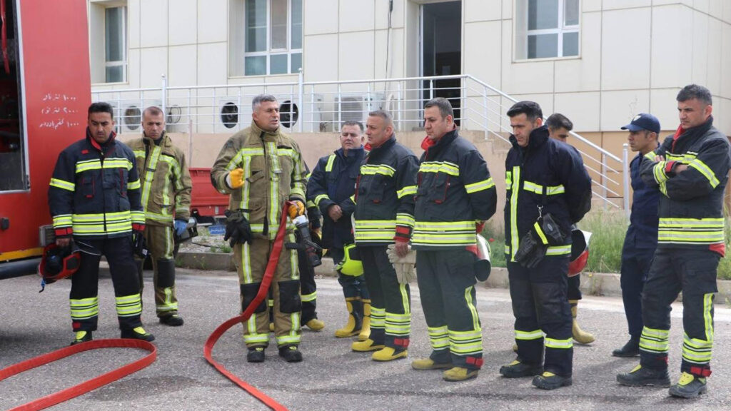 ئەفسەرانی بەرگری شارستانی خولێکی تایبەتیان لەبارەی ئاگرکوژاندنەوە بۆ کرایەوە