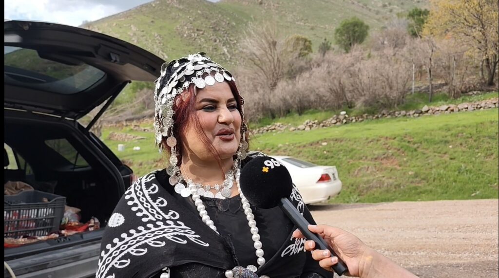 هاوڵاتییەک لە سەیرانی هەورامانەوە: پێویستە خەڵک سەبڕ بگرن