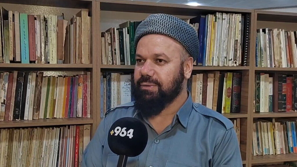 "شێتی کتێبم و رۆژانە لانیکەم 100 لاپەڕە دەخوێنمەوە"
