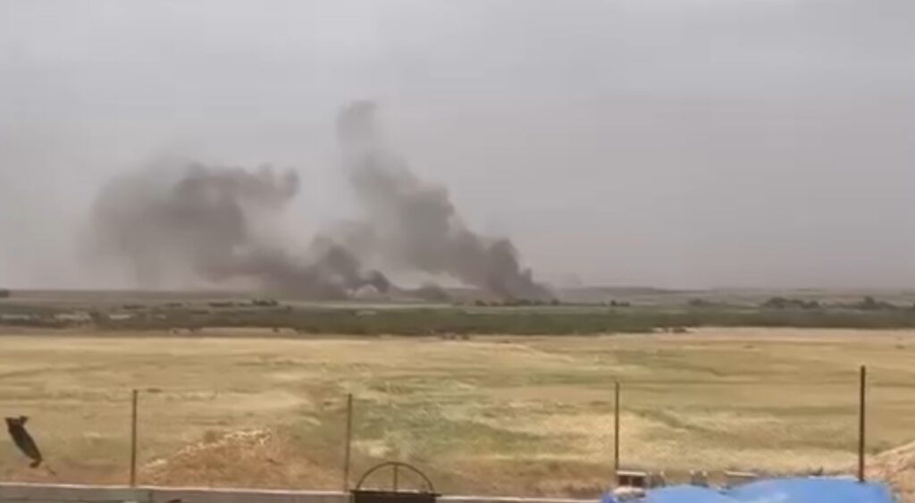 داودە؛ 50 دۆنم دەغڵودانی جوتیاران و تراکتۆرێکیش سووتا